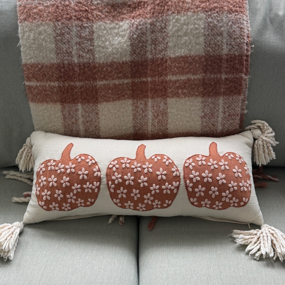 Fall Pillow - Picture 4 of 11